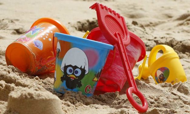 Giocattoli estivi per bambini piccoli