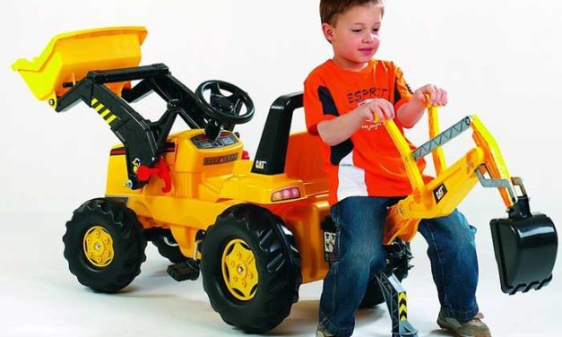 Trattori per bambini a pedali e cavalcabili